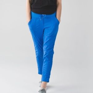 Lululemon street to studio pant II
